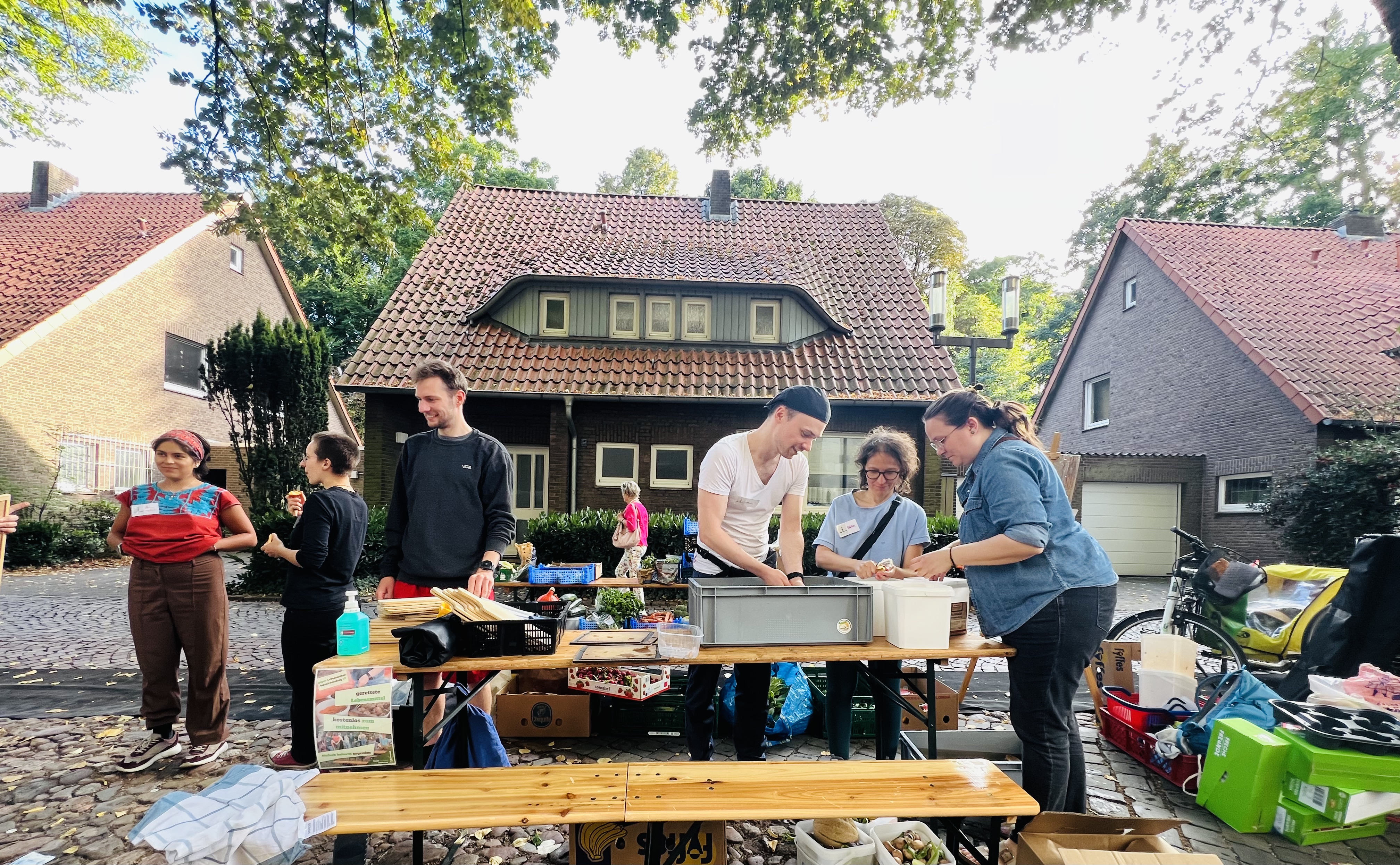 Zu gut für die Tonne: Leckers Essen aus geretteten Lebensmitteln - foodsharing Münster zeigt, wie es geht.