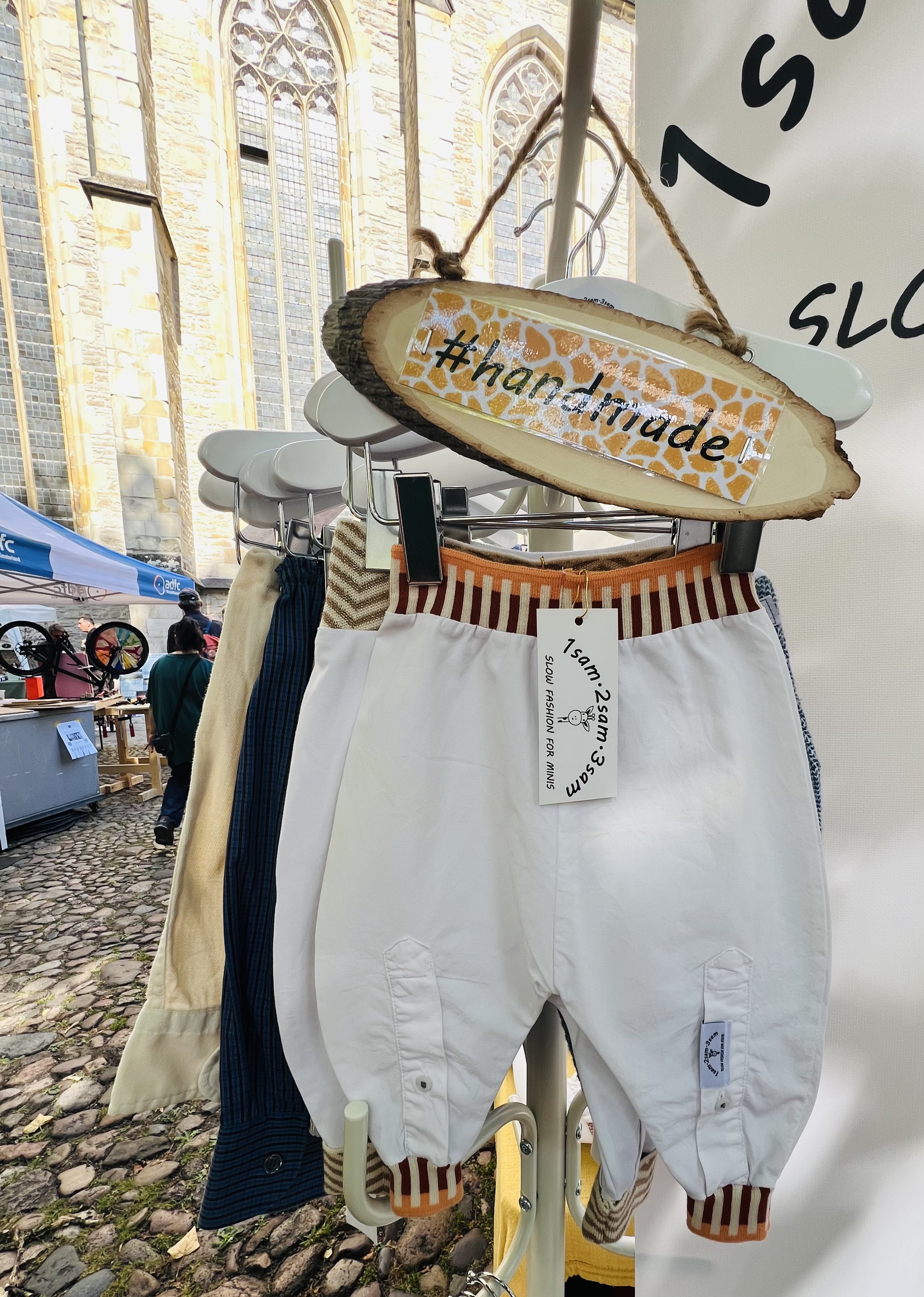 Aus ausgediensten Oberhemden macht 1*sam 2*sam 3*sam superschöne Babykleidung